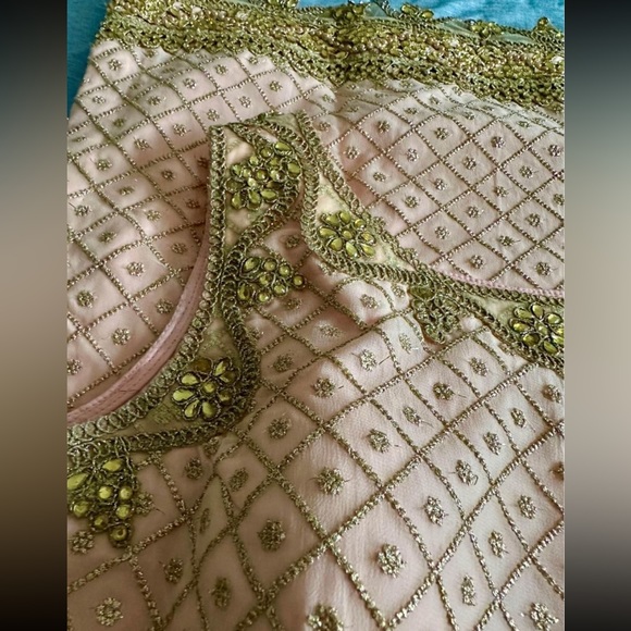 Peach gharara suit - Picture 3 of 5